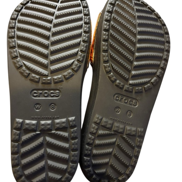 CROCS Women’s Sloane Hammered Metallic Gold/Black Slides Size 8 - Picture 7 of 7